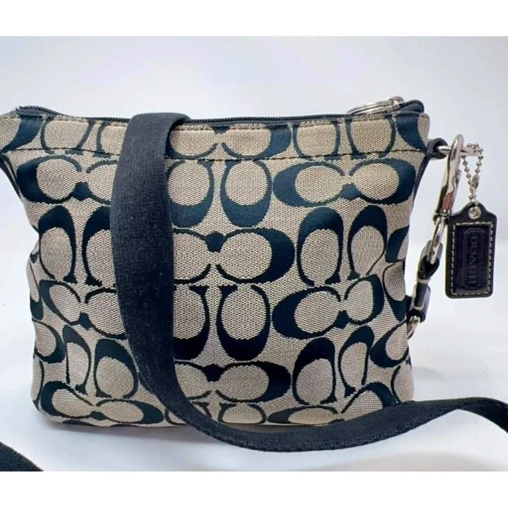 Coach Signature C Canvas Turnlock Flap Crossbody Bag Black Gray Jacquard Y2K